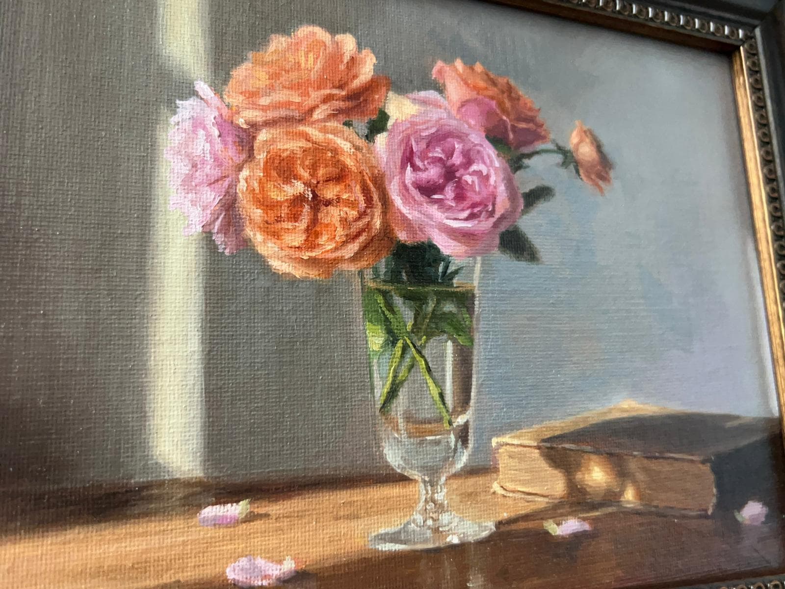 Petals and Pages - Görsel 2