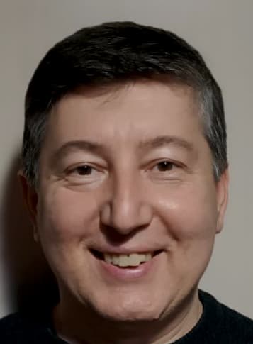 Metin Önal, adlı sanatçı profil fotoğrafı