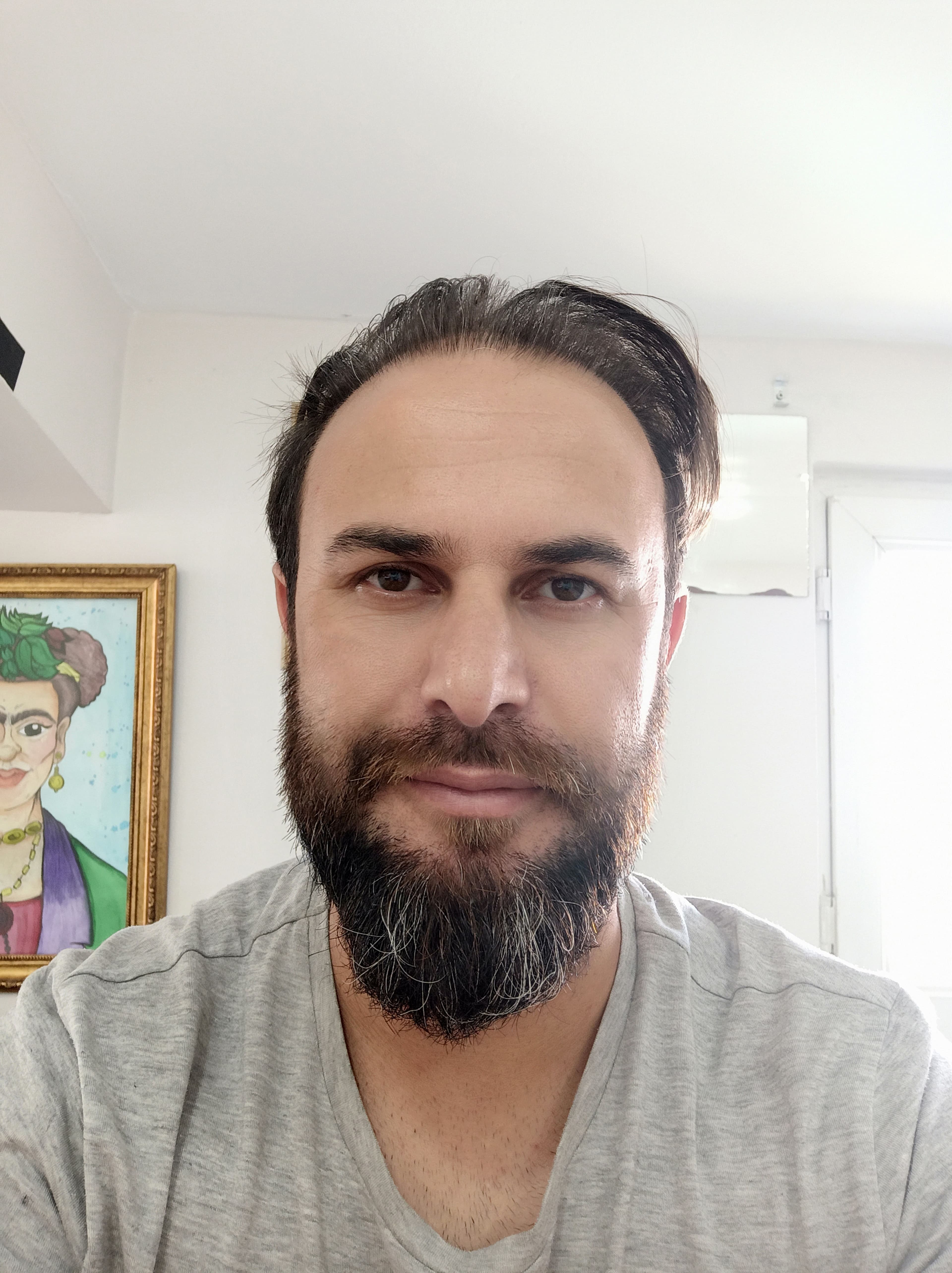 Turan Beyar Profil Resmi