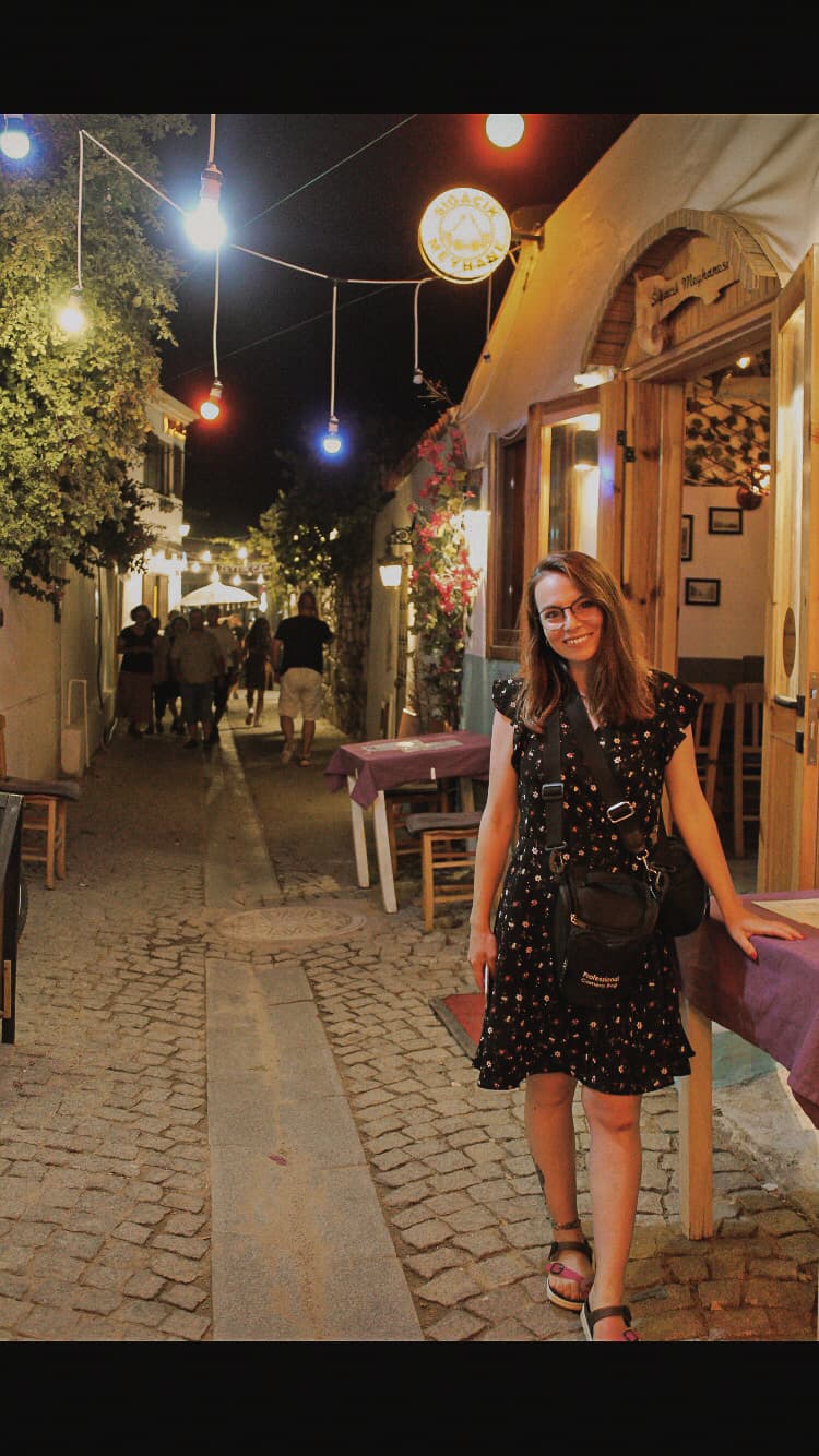 Emine  Özçivi Profil Resmi