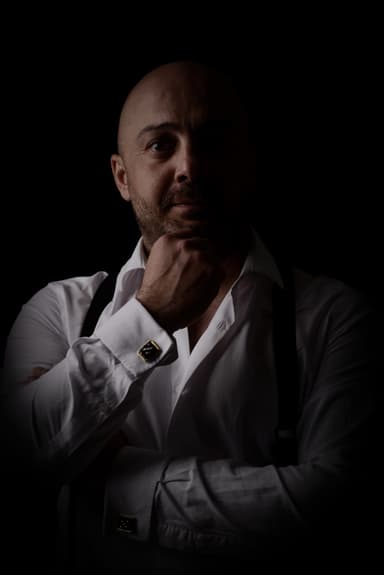 Cihan Çelik, adlı sanatçı profil fotoğrafı