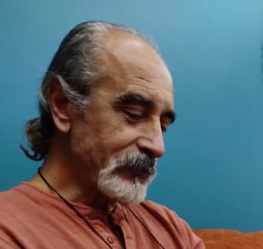 Yavuz  Saraçoğlu, adlı sanatçı profil fotoğrafı