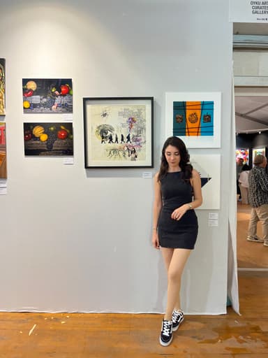 Tilbe S. Sungur, adlı sanatçı profil fotoğrafı