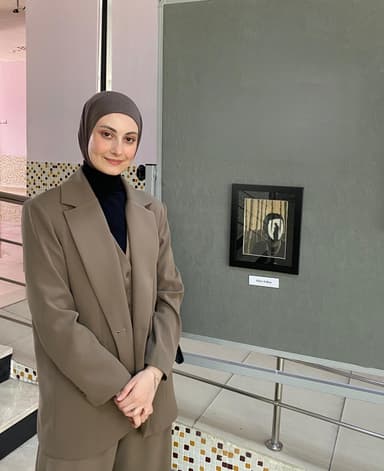 Kübra  Kalkan, adlı sanatçı profil fotoğrafı