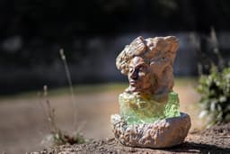 Sarsılmaz Onur, Yıkılmayan Ruh - Görsel 2