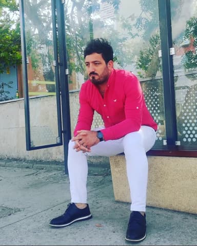 Mehmet Onurcan, adlı sanatçı profil fotoğrafı
