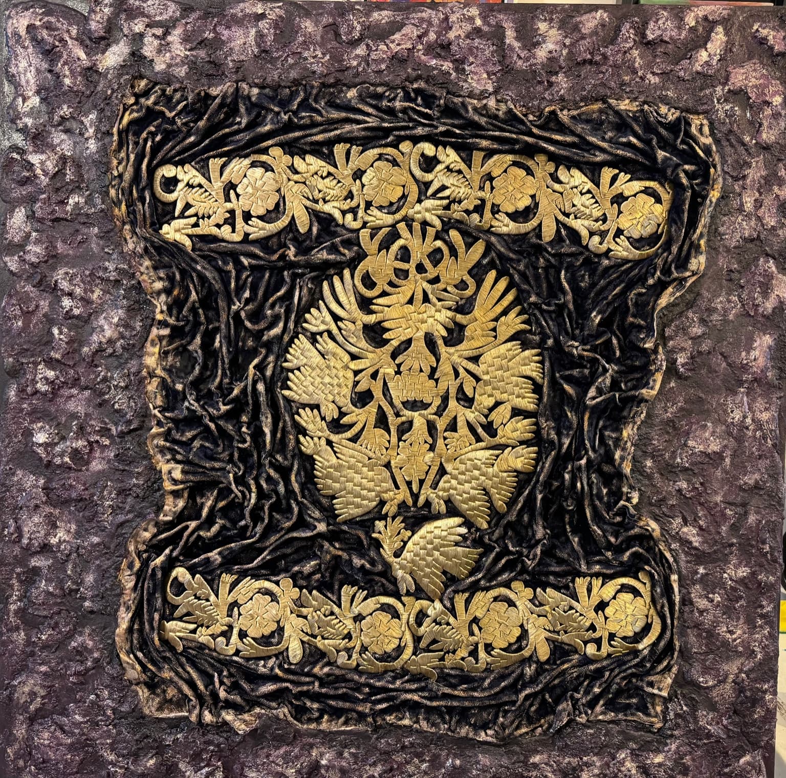 Altın sessizlik sarayın gölgesi - Görsel 1