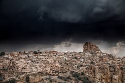 Kapadokya'da Yağmur - Görsel 1