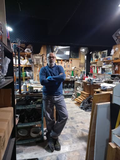 Kürşat Gür, adlı sanatçı profil fotoğrafı