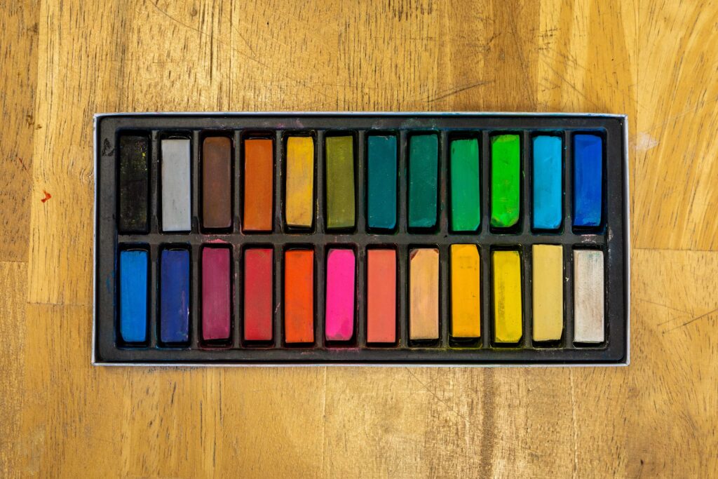 Pastel Boya Nedir? Çeşitleri, Malzemeleri ve Temel Resim Teknikleri Pastel Boya Nedir? Çeşitleri, Malzemeleri ve Temel Resim Teknikleri